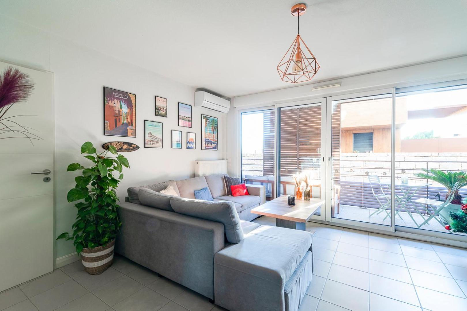 Appartement Charmant Au Porte De Montpellier Saint-Jean-de-Védas Exterior foto